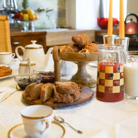 Antiche Pietre Bed & Breakfast *