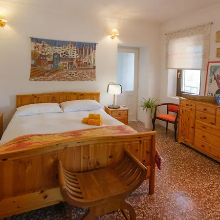 Bed & Breakfast Antiche Pietre 4*