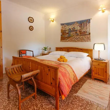 Oda ve Kahvaltı Antiche Pietre 4*