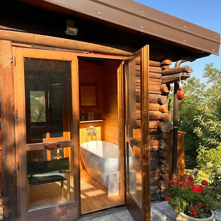 Antiche Pietre Oda ve Kahvaltı Bollengo